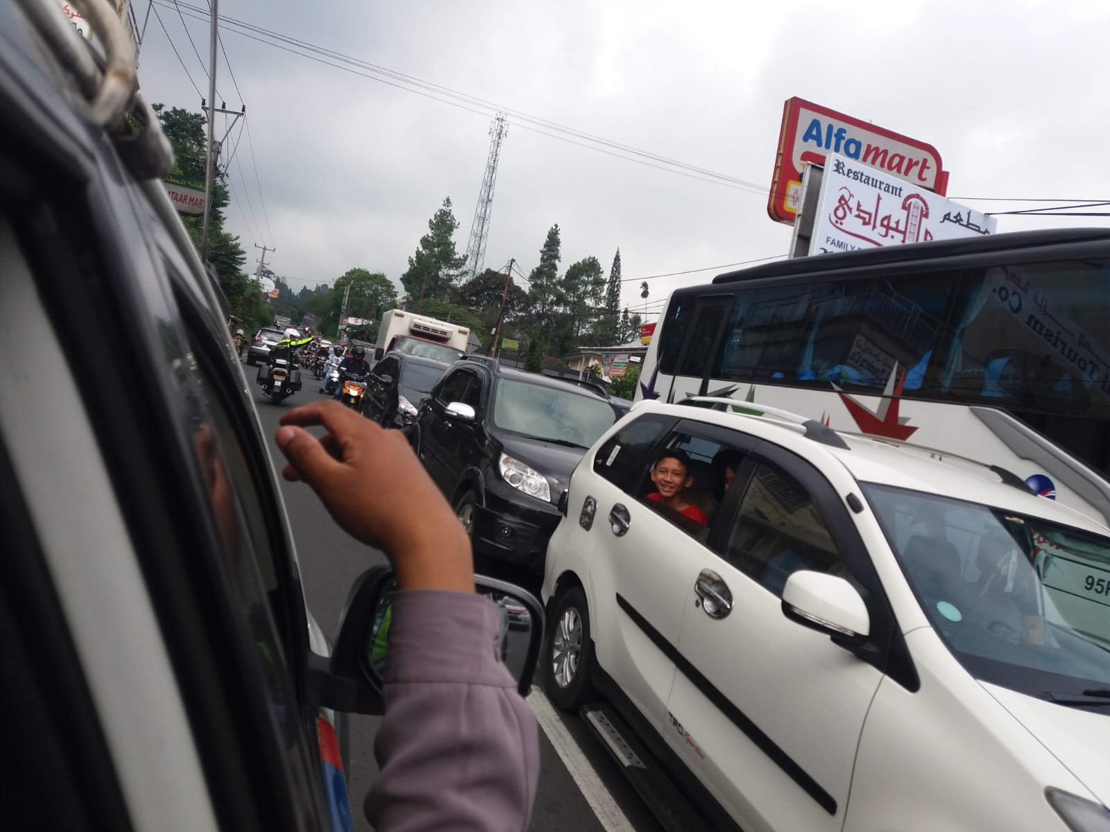 Kemacetan Jalur Wisata Puncak Bogor, Ritual Tahunan yang Sudah Beradaptasi Dengan Wisatawan 3 Wisata Puncak Bogor3