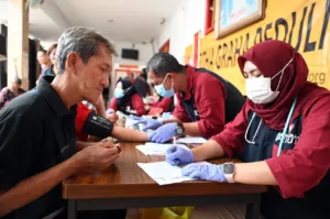 Artha Graha Peduli Gelar Baksos di Mangga Besar, Hadirkan Manfaat untuk Masyarakat Sekitar