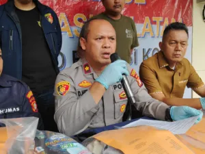 Apartemen Mutiara Geger, Pasangan Muda Melahirkan Belajar dari YouTube, Bayi Tak Terselamatkan
