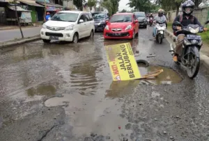 Perbaikan Jalur Mudik Bekasi Dikebut! Ditarget Rampung H-10 Lebaran 2026 9 Perbaikan Jalur Mudik Bekasi Dikebut! Ditarget Rampung H-10 Lebaran 2026