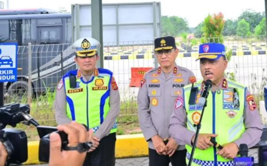 Kakorlantas Tekankan Mudik Aman, Soroti ODOL dan Kesiapan Tol Jambi–Palembang 1 Kakorlantas Tekankan Mudik Aman, Soroti ODOL dan Kesiapan Tol Jambi–Palembang