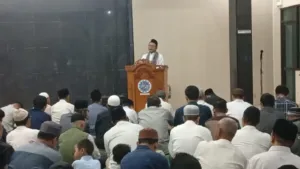 Muhammadiyah Puasa Besok, Jemaah Mulai Salat Taraweh Malam Ini