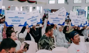 Kementerian UMKM Gelar Akad Massal KUR untuk Percepatan Akses Pembiayaan di Sumut 4 Kementerian UMKM Gelar Akad Massal KUR untuk Percepatan Akses Pembiayaan di Sumut