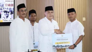 Kementerian ATR/BPN Salurkan Bantuan untuk Pegawai Terdampak Bencana 4 Kementerian ATR/BPN Salurkan Bantuan untuk Pegawai Terdampak Bencana