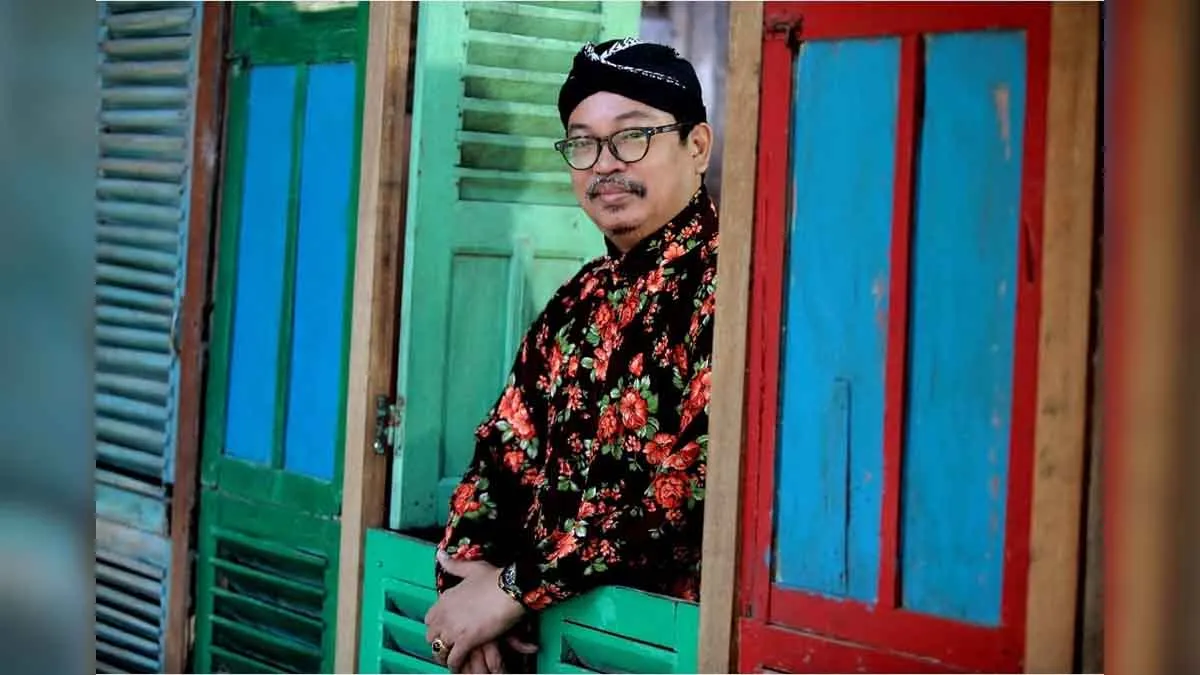 Dar Edi Yoga: Wartawan Senior, Spiritualis, hingga Pendaki Dunia, Sosok Multitalenta yang Jarang Tersorot! 2 Untitled 7 5