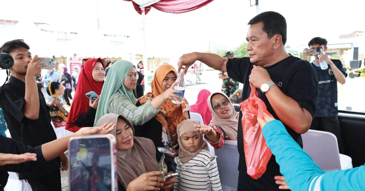 Tutup UMKM Ngider Kecamatan di Pasar Kemis, Bupati Tangerang Dorong Penguatan Ekonomi Desa 2 bupati tgn