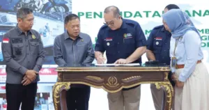 Kejaksaan Kawal Proyek Koperasi Desa Merah Putih Senilai Rp 251 Triliun 9 Kejaksaan Kawal Proyek Koperasi Desa Merah Putih Senilai Rp 251 Triliun