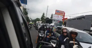 Libur Imlek, Jalur Puncak Bogor Padat Merayap 7 Libur Imlek, Jalur Puncak Bogor Padat Merayap