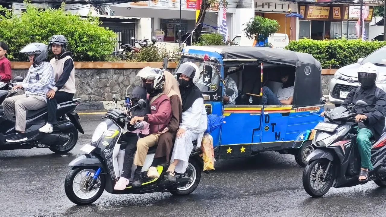 Puncak Arus Balik Gelombang Pertama, Lalu Lintas di Pantura Bekasi Masih Terkendali 2 Arus Balik Gelombang Pertama2