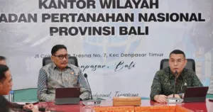 Wamen Ossy Tekankan Pentingnya Peningkatan Kualitas Pelayanan dan Data Pertanahan 9 Wamen Ossy Tekankan Pentingnya Peningkatan Kualitas Pelayanan dan Data Pertanahan