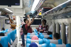 KAI Daop I Jakarta Catat Arus Balik Lebaran Tembus 52.937 Penumpang