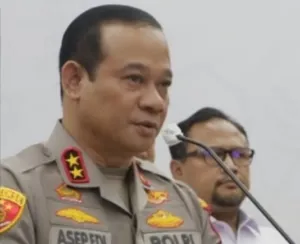 Penyiraman Air Keras ke Andrie Yunus, Kapolda: Mohon Doa Agar Kasus Ini Terungkap 6 Penyiraman Air Keras ke Andrie Yunus, Kapolda: Mohon Doa Agar Kasus Ini Terungkap