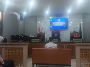 Korban Pengeroyokan Kecewa dengan Tuntutan JPU Hanya 1 Tahun 8 Bulan Penjara 5 Korban Pengeroyokan Kecewa dengan Tuntutan JPU Hanya 1 Tahun 8 Bulan Penjara