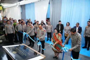 Polri Resmikan 7 Pusat Studi Kepolisian, Perkuat Inovasi dan Riset 7 Polri Resmikan 7 Pusat Studi Kepolisian, Perkuat Inovasi dan Riset