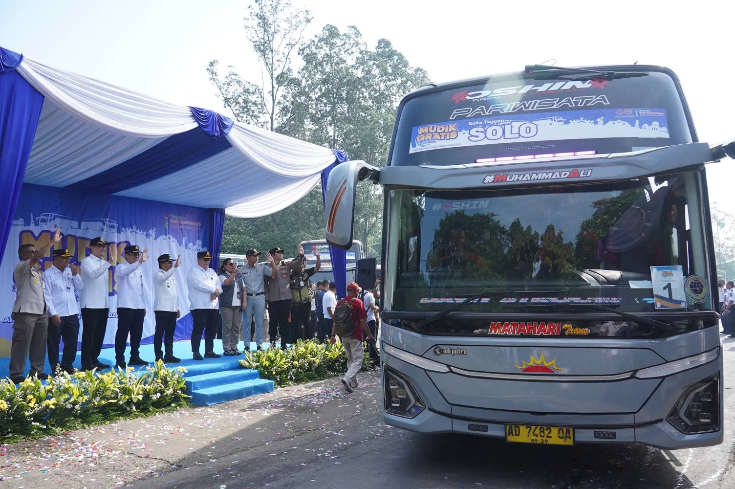 Pemkot Tangerang Berangkatkan 1.860 Pemudik Gratis, Sachrudin: Utamakan Keselamatan dan Kebersamaan 2 Pemudik Gratis2