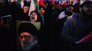 Khamenei Tewas, Iran Hujani 27 Pangkalan AS dan Israel dengan Rudal 7 Khamenei Tewas, Iran Hujani 27 Pangkalan AS dan Israel dengan Rudal