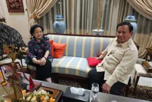 Bukan Sekadar Silaturahmi, Hasto Ungkap Isi Pertemuan Prabowo–Megawati
