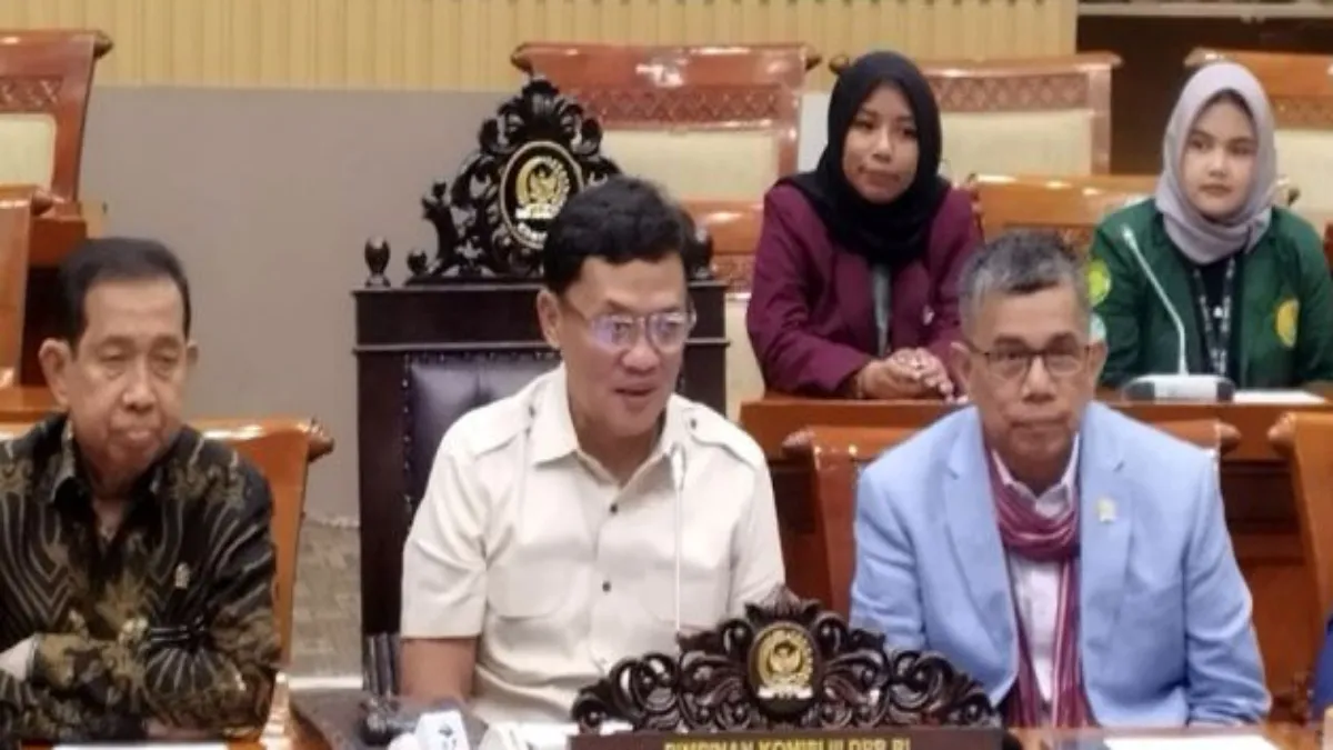 DPR Bongkar Kasus Andrie Yunus, TNI-Polri Diminta Bersatu Usut Pelaku 1 DPR Bongkar Kasus Andrie Yunus, TNI-Polri Diminta Bersatu Usut Pelaku