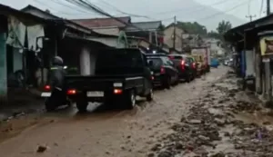 Banjir Luncurkan Batu di Tamansari Bogor, Warga Tuding Aktivitas Proyek Jadi Penyebab