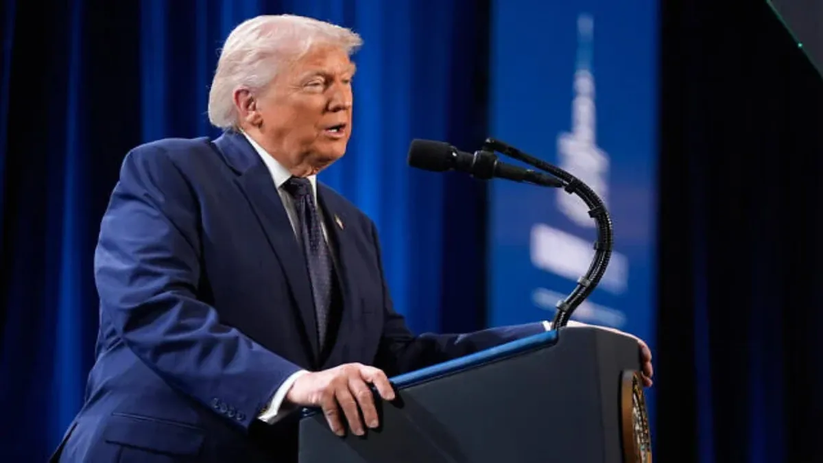 Trump Klaim Iran Hampir Kehabisan Target: “Perang Ini Bisa Saya Akhiri Kapan Saja” 1 Trump Klaim Iran Hampir Kehabisan Target: “Perang Ini Bisa Saya Akhiri Kapan Saja”