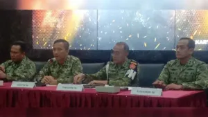 Danpuspom TNI Sebut 4 Pelaku Penyiraman Air Keras ke Andrie Yunus Berasal dari BAIS 9 Danpuspom TNI Sebut 4 Pelaku Penyiraman Air Keras ke Andrie Yunus Berasal dari BAIS