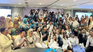 Ifthar Charity ARTOTEL, 30 Buruh Gendong Bringharjo Terima Santunan 3 Ifthar Charity ARTOTEL, 30 Buruh Gendong Bringharjo Terima Santunan