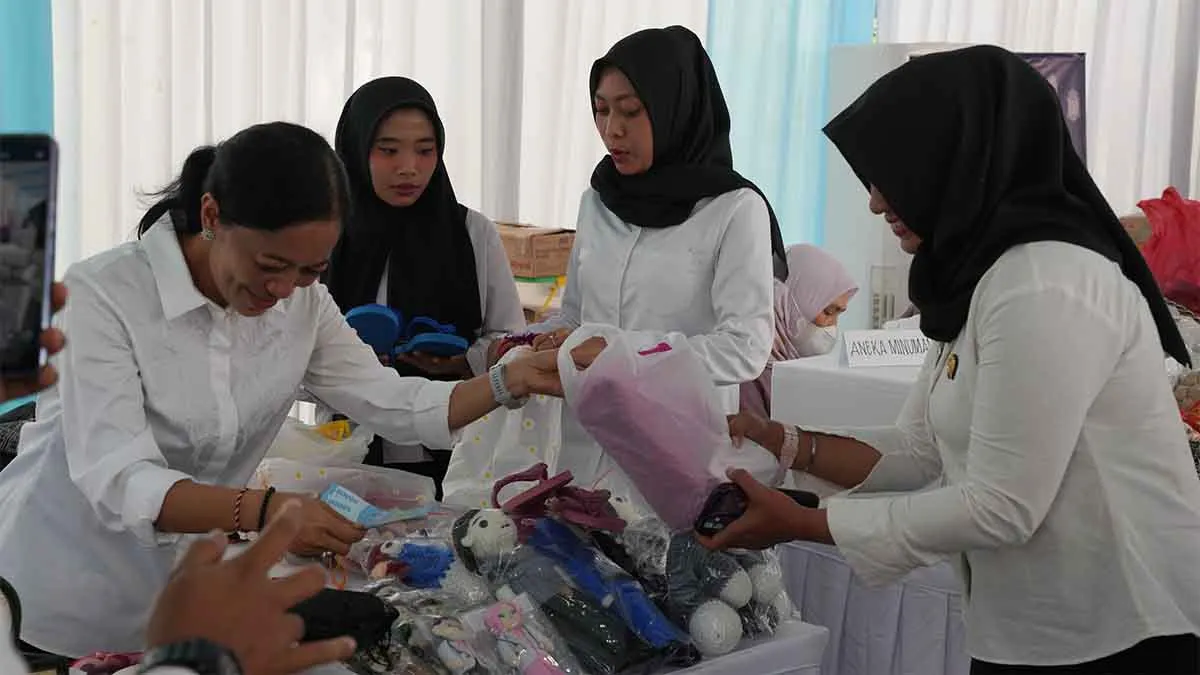 Produk Warga Binaan Diserbu Pembeli di Bazar Ramadan Ditjenpas, Kerajinan hingga Makanan Ludes Terjual 3 Untitled 15 6