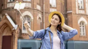 Liburan Tanpa Drama! blu by BCA Digital Permudah Belanja dan Nongkrong di Luar Negeri