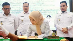 Tanda Tangani PKS PSEL, Bupati Serang Ratu Zakiyah Yakini Persoalan Sampah Bakal Tertangani