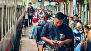 Arus Balik Lebaran, Lebih dari 52 Ribu Penumpang Tiba di Jakarta Lewat Kereta Api