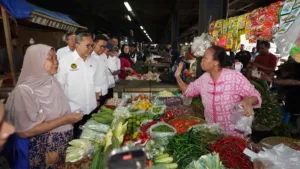 Mendag Pastikan Stok Bapok Aman Pasca-Lebaran, Harga Justru Turun