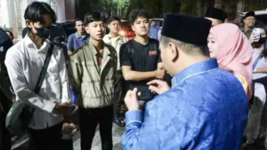 Dicegat Mahasiswa UNS, Wagub Jateng Bahas Ijazah Tertahan hingga Program Rumah