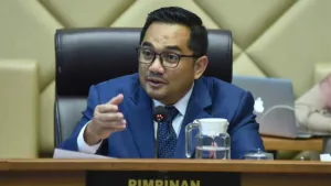Komisi II DPR Sebut Rencana Prabowo Pangkas Gaji Pejabat Sinyal Hadapi Krisis Global 4 Komisi II DPR Sebut Rencana Prabowo Pangkas Gaji Pejabat Sinyal Hadapi Krisis Global