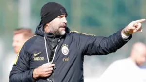 Setelah 44 Hari, Tottenham Hotspur Resmi Akhiri Masa Kerja Igor Tudor 9 Setelah 44 Hari, Tottenham Hotspur Resmi Akhiri Masa Kerja Igor Tudor