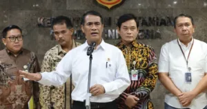 Stok Beras Nasional Tembus 27,9 Juta Ton, Mentan Pastikan Cukup untuk 10 Bulan ke Depan 9 Stok Beras Nasional Tembus 27,9 Juta Ton, Mentan Pastikan Cukup untuk 10 Bulan ke Depan