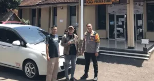 Dibawa Kabur Penyewa Dua Tahun, Mobil Warga Bekasi Ini Ditemukan di Bogor 8 Dibawa Kabur Penyewa Dua Tahun, Mobil Warga Bekasi Ini Ditemukan di Bogor