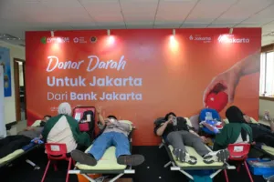 Bank Jakarta Gelar Donor Darah di HUT ke-65, Perkuat Aksi Sosial Bersama PWI dan PMI 4 Bank Jakarta Gelar Donor Darah di HUT ke-65, Perkuat Aksi Sosial Bersama PWI dan PMI