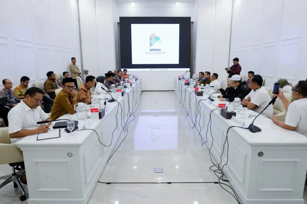 Sinergi BAZNAS RI dan Bappenas Diperkuat, Potensi Zakat Rp327 Triliun Siap Dioptimalkan 1 Sinergi BAZNAS RI dan Bappenas Diperkuat, Potensi Zakat Rp327 Triliun Siap Dioptimalkan