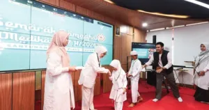 Ramadan Penuh Berkah! 200 Anak Yatim Terima Santunan 9 Ramadan Penuh Berkah! 200 Anak Yatim Terima Santunan