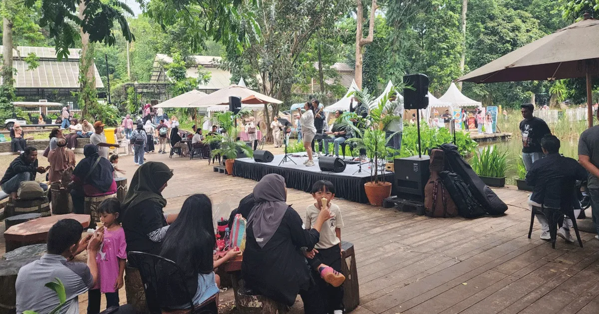 Lonjakan Pengunjung Saat Libur Paskah, Kebun Raya Bogor Tawarkan Wisata Edukasi dan Alam 1 Lonjakan Pengunjung Saat Libur Paskah, Kebun Raya Bogor Tawarkan Wisata Edukasi dan Alam