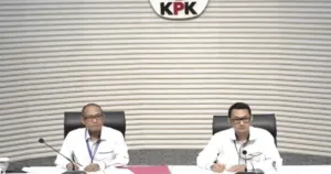 KPK Tahan Ajudan Eks Gubernur Riau, Bongkar Skema “Jatah Preman” Proyek Miliaran 4 KPK Tahan Ajudan Eks Gubernur Riau, Bongkar Skema “Jatah Preman” Proyek Miliaran