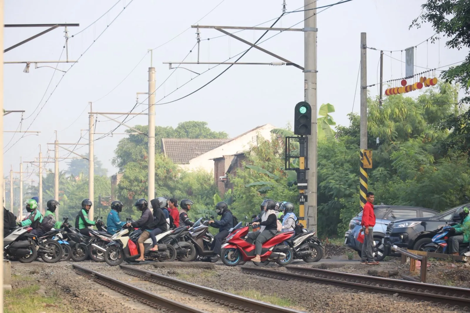 Kecelakaan Bekasi Timur Jadi Alarm, Empat Perlintasan Sebidang Bakal Ditutup Permanen 2 Kecelakaan Bekasi Timur2