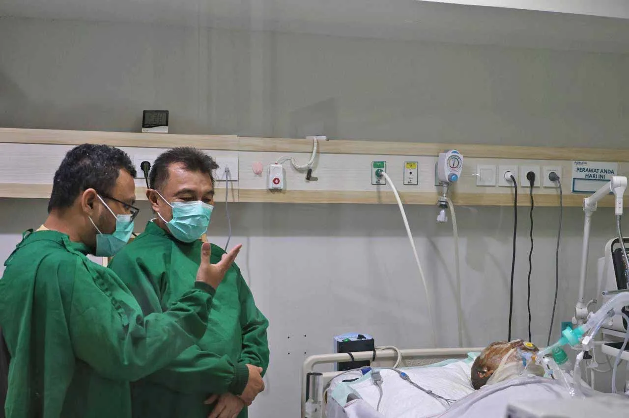 Korban Tewas Kebakaran SPBE Cimuning Bertambah, Luka Bakar Nyaris 100 Persen 1 Korban Tewas Kebakaran SPBE Cimuning Bertambah, Luka Bakar Nyaris 100 Persen