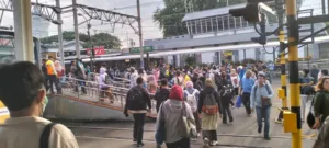 Lonjakan Penumpang Bogor Line Picu Percepatan Elektrifikasi hingga Sukabumi