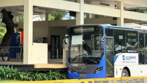 Pramono Berlakukan Tarif Rp1 Sehari Penuh, Dorong Warga Jakarta Tinggalkan Kendaraan Pribadi 7 Pramono Berlakukan Tarif Rp1 Sehari Penuh, Dorong Warga Jakarta Tinggalkan Kendaraan Pribadi