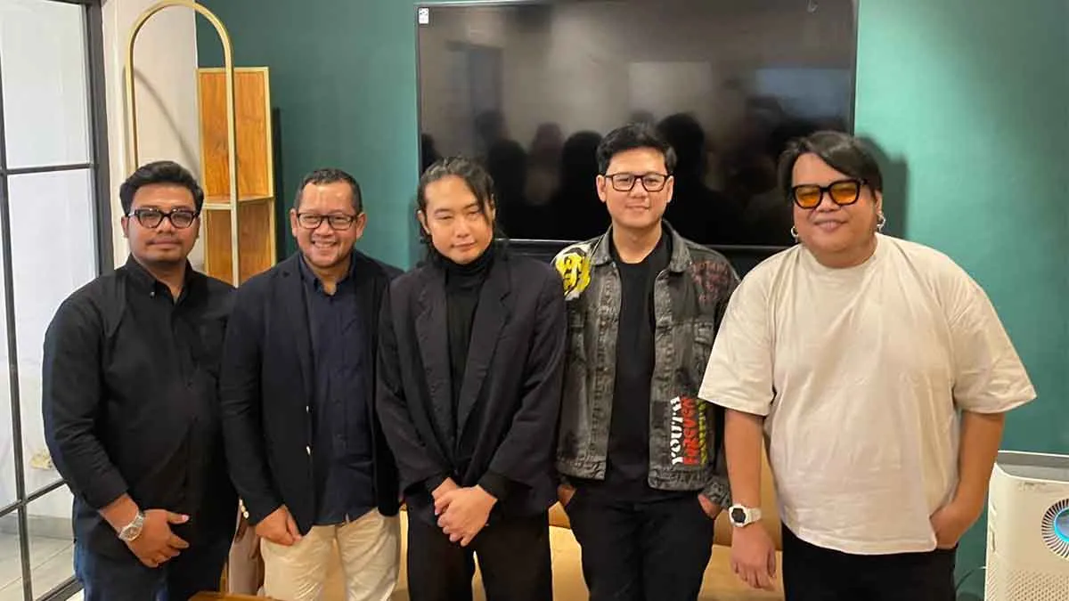 Dari Kafe ke Panggung Besar, Ibnu Wildan Siap Gebrak Lewat Album “Perayaan Patah Hati” 2 Untitled 15 1