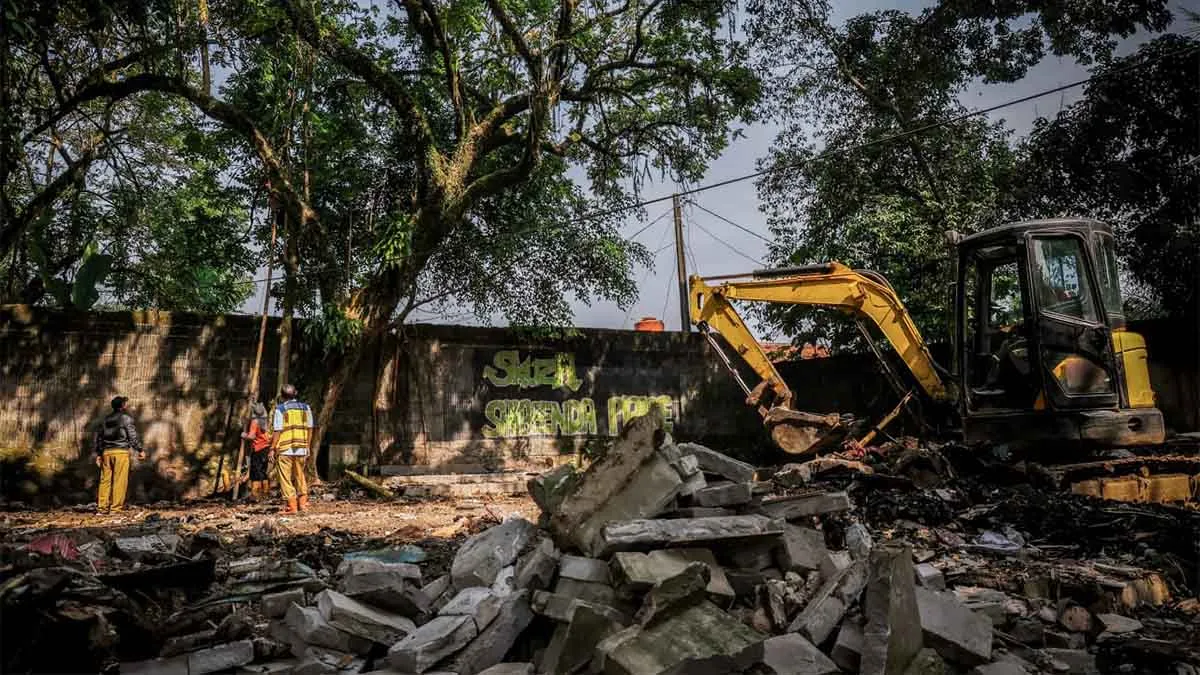 Bogor Berbenah, Pemkot Tertibkan Sampah dan Bangunan Liar 2 Untitled 15 3