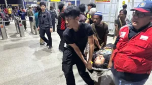 Terkait Tabrakan Kereta di Bekasi Timur, KAI Minta Maaf dan Fokus Evakuasi Penumpang