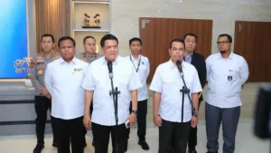 Marak Haji Ilegal, Polri dan Kemenhaj Bentuk Satgas Khusus! Ini Target dan Aksi Tegasnya 8 Marak Haji Ilegal, Polri dan Kemenhaj Bentuk Satgas Khusus! Ini Target dan Aksi Tegasnya