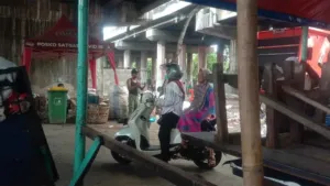 Kolong Tol Wiyoto Diserbu 52 Truk, dari Gunung Sampah Jadi Harapan Baru Warga